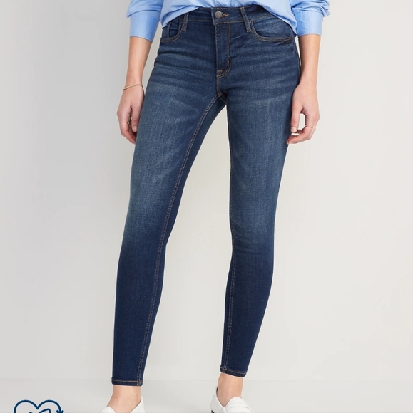 Old Navy Denim - Old Navy Mid-Rise Rockstar Dark size 10